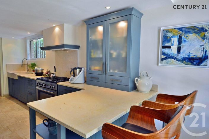 Image No.7-4 Bed House for sale