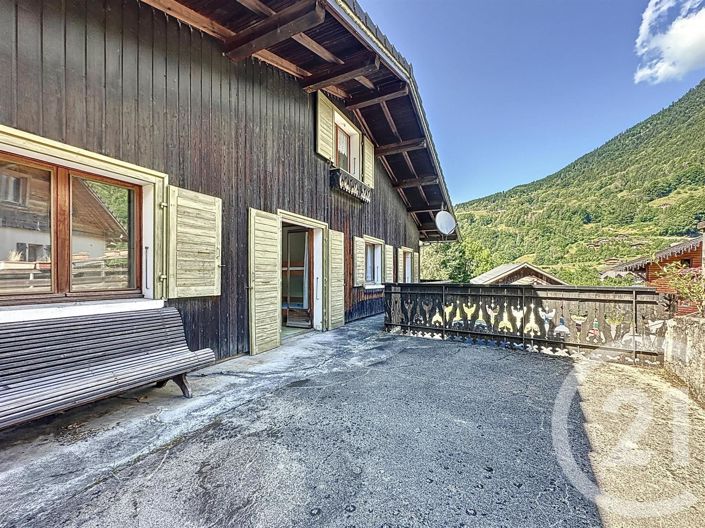 Image No.9-3 Bed House for sale