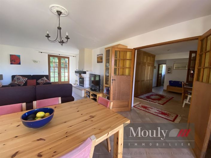 Image No.11-3 Bed House for sale