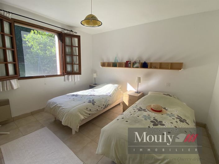 Image No.18-3 Bed House for sale