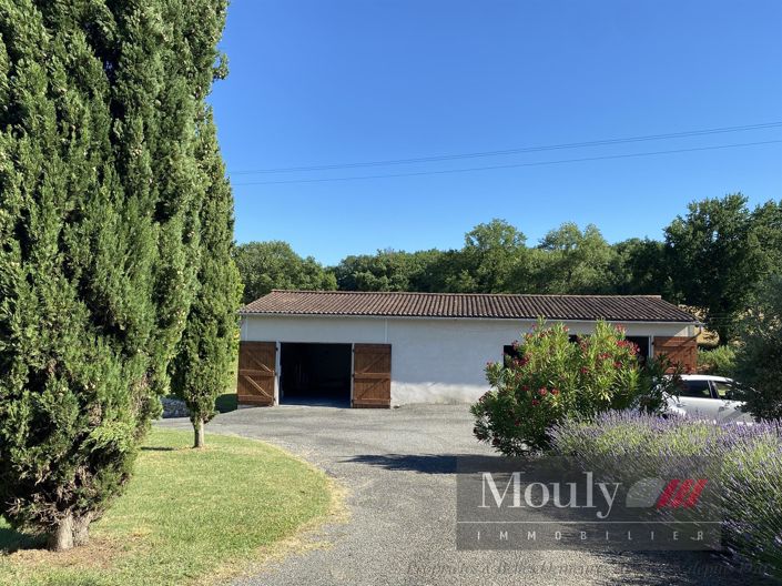 Image No.8-3 Bed House for sale