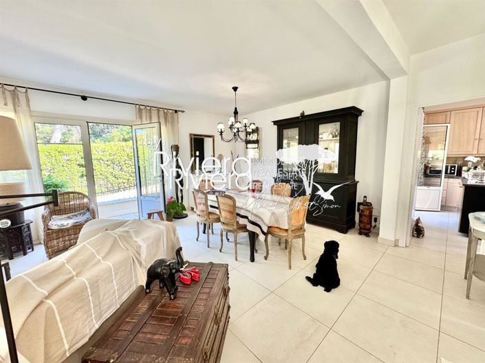 Image No.12-5 Bed House for sale