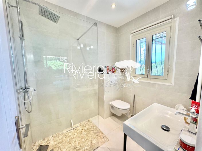 Image No.21-5 Bed House for sale