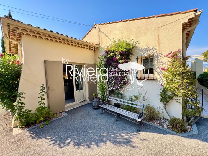 Image No.5-5 Bed House for sale