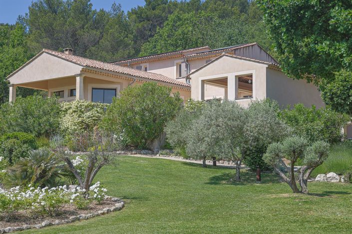 Image No.1-5 Bed House for sale