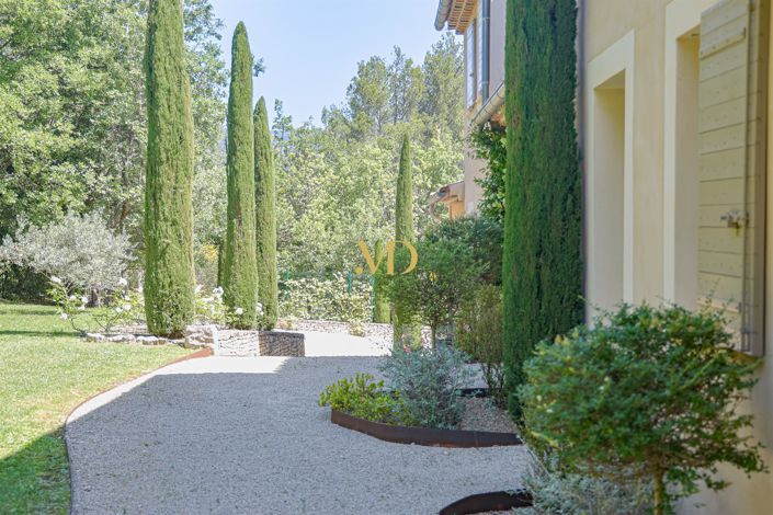 Image No.2-5 Bed House for sale