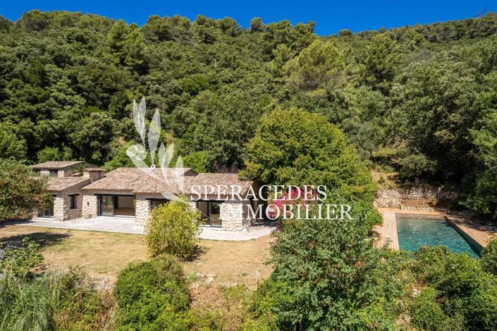 Image No.1-5 Bed House for sale