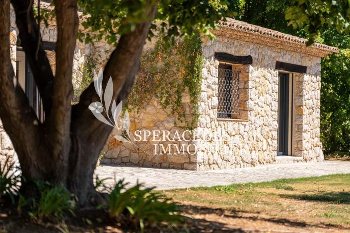 Image No.9-5 Bed House for sale