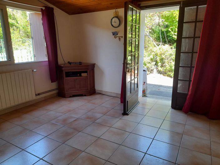 Image No.16-3 Bed House for sale