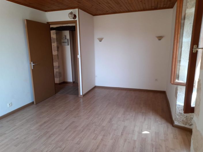 Image No.28-3 Bed House for sale