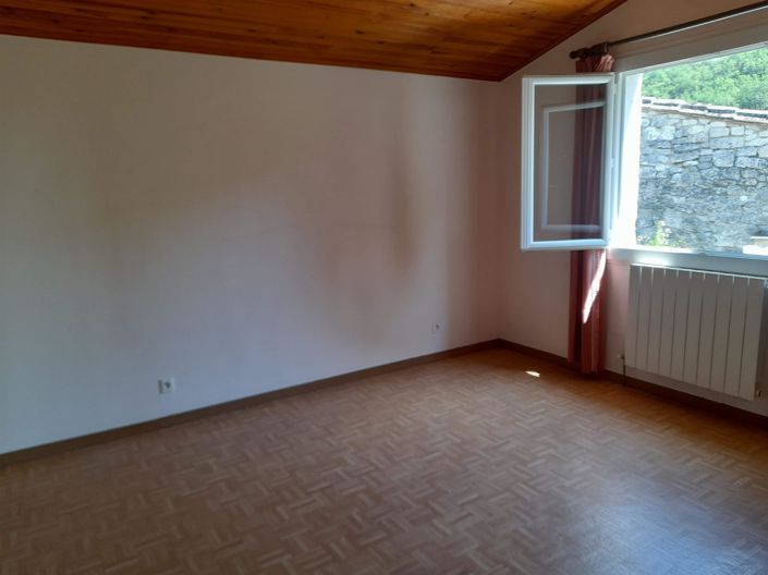 Image No.29-3 Bed House for sale