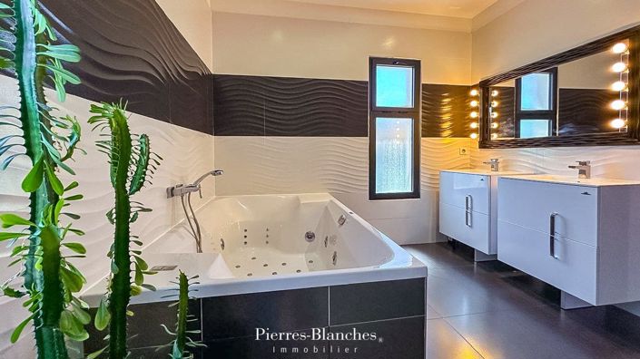 Image No.9-Maison de 5 chambres à vendre à Clermont-l'Hérault