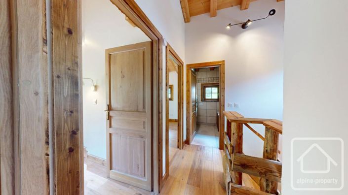 Image No.21-3 Bed Property for sale