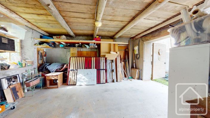 Image No.41-3 Bed Property for sale