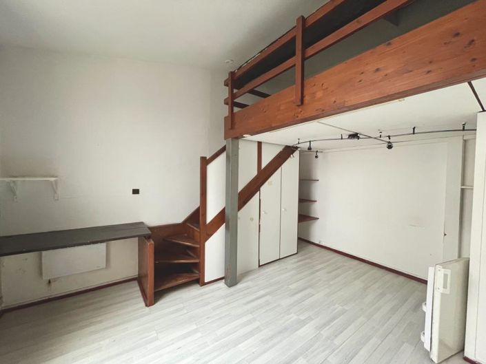 Image No.8-Apartment for sale