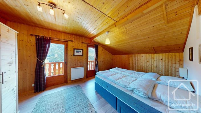 Image No.17-4 Bed Property for sale