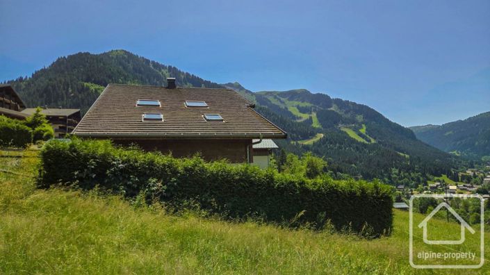 Image No.5-6 Bed Property for sale