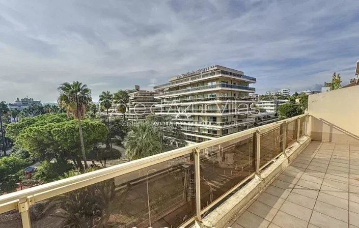 Image No.1-Appartement de 2 chambres à vendre à Juan-les-Pins