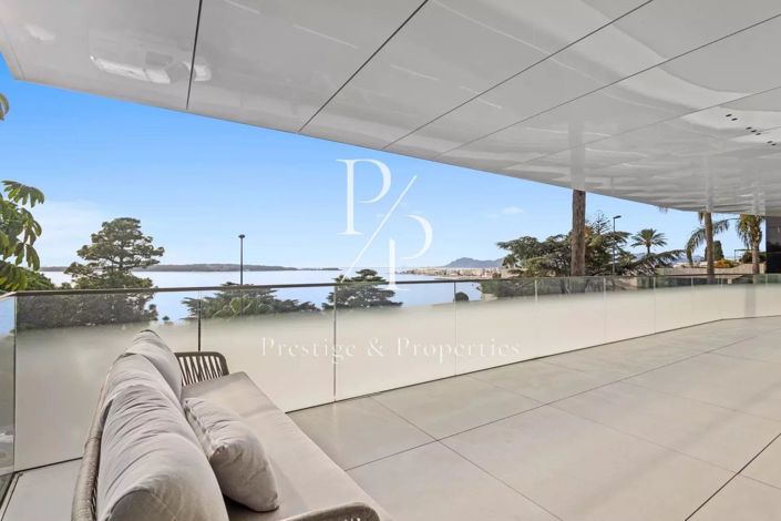 Image No.1-3 Bed Apartment for sale