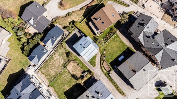 Image No.38-8 Bed Property for sale