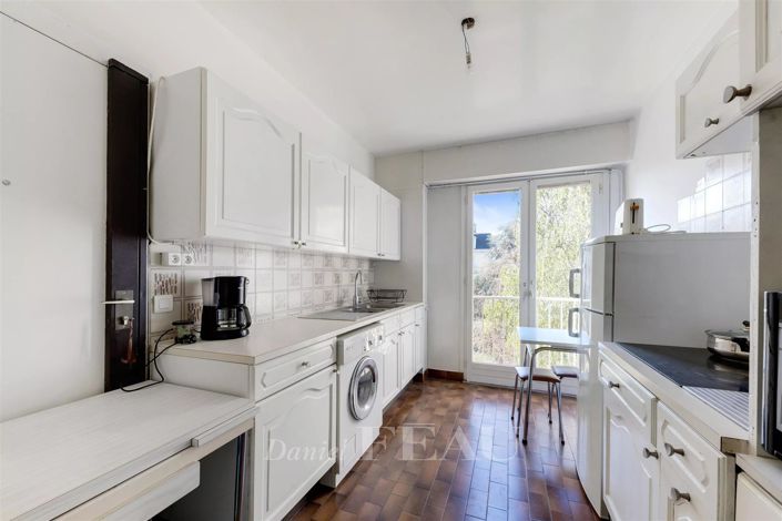 Image No.6-5 Bed Apartment for sale