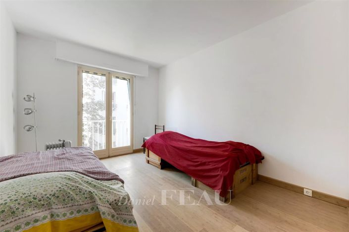 Image No.7-5 Bed Apartment for sale