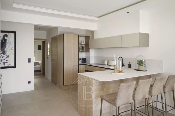 Image No.3-Appartement de 2 chambres à vendre à Cannes