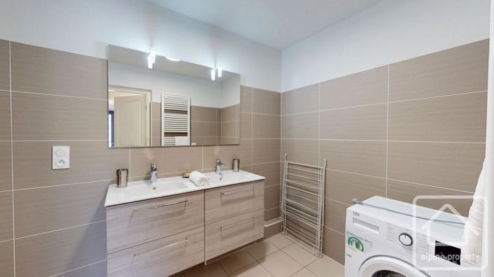 Image No.14-3 Bed Apartment for sale