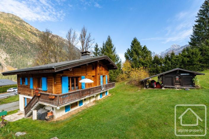 Image No.5-7 Bed Property for sale