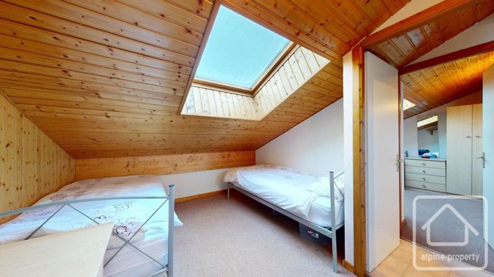 Image No.12-2 Bed Apartment for sale