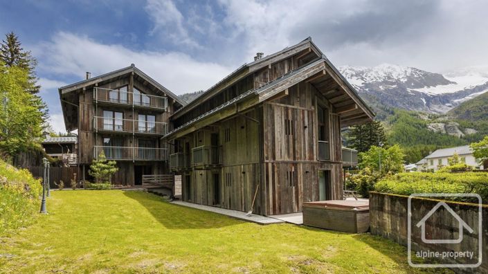 Image No.22-4 Bed Property for sale