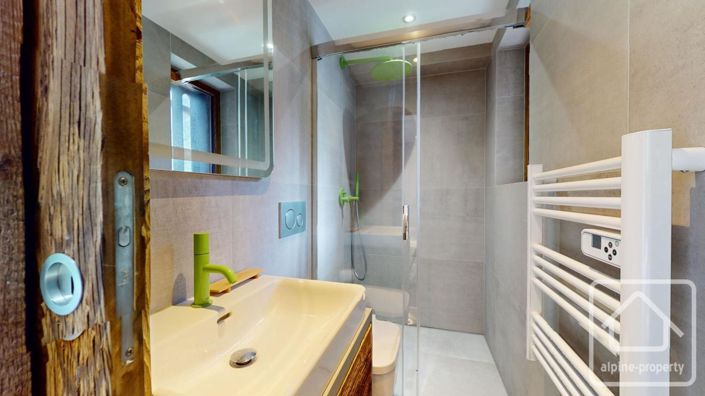 Image No.23-4 Bed Property for sale