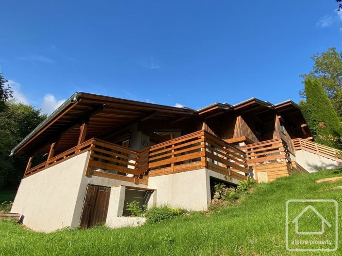 Image No.7-6 Bed Property for sale