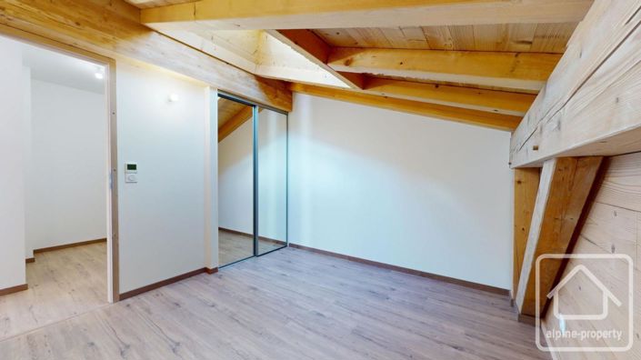 Image No.17-4 Bed Apartment for sale