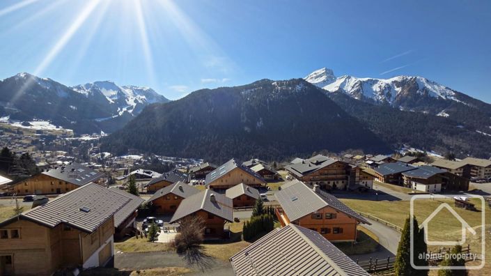 Image No.8-Propriété de 4 chambres à vendre à Chatel