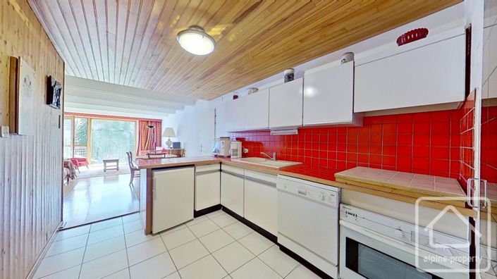 Image No.10-2 Bed Apartment for sale