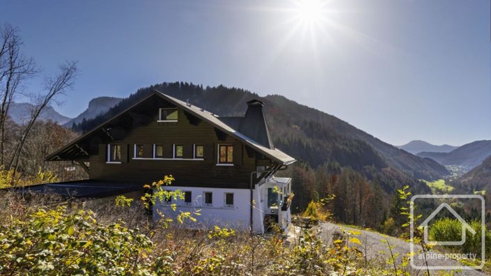 Image No.4-Propriété de 5 chambres à vendre à Haute-Savoie