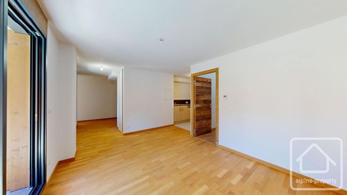 Image No.7-2 Bed Property for sale