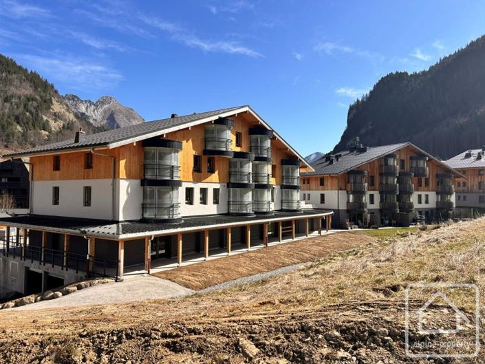 Image No.2-Propriété de 2 chambres à vendre à Abondance