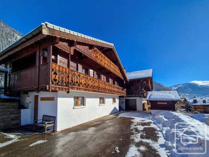 Image No.1-Propriété de 9 chambres à vendre à La Chapelle-d'Abondance