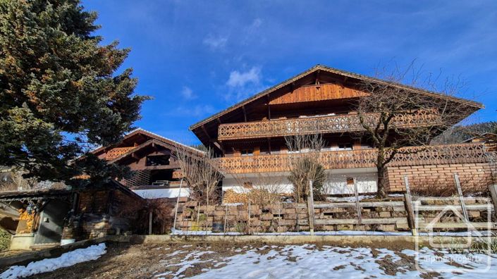 Image No.42-9 Bed Property for sale