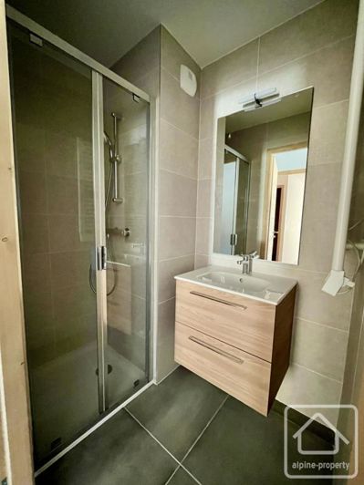 Image No.10-3 Bed Apartment for sale