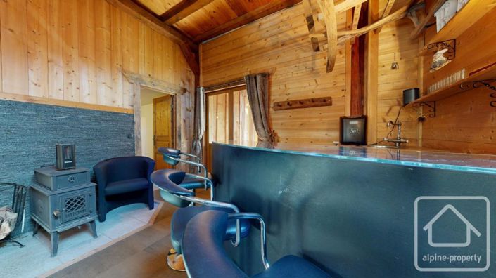 Image No.27-8 Bed Property for sale