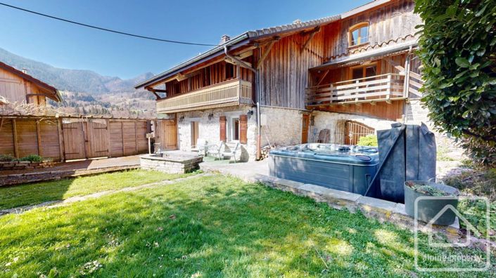 Image No.49-8 Bed Property for sale