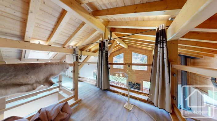 Image No.19-3 Bed Property for sale