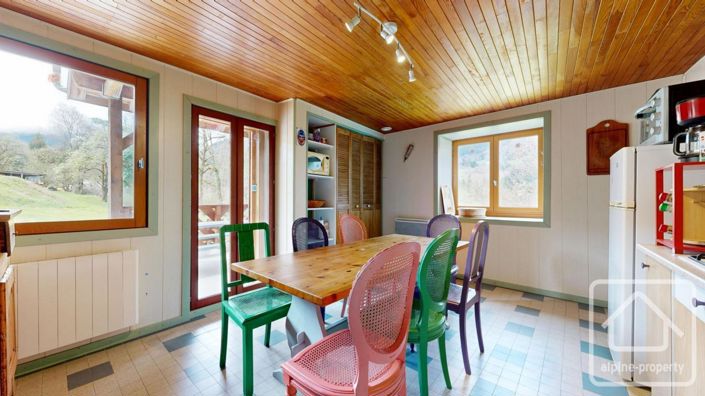 Image No.14-2 Bed Property for sale