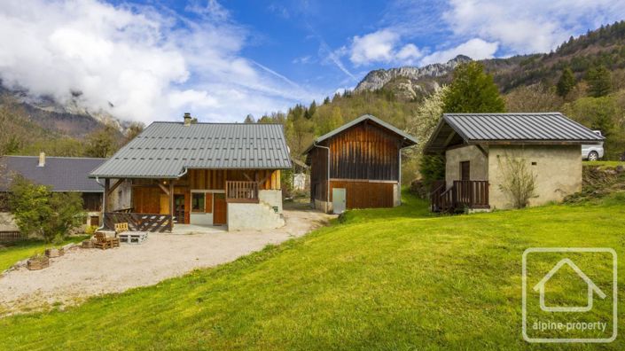 Image No.34-2 Bed Property for sale