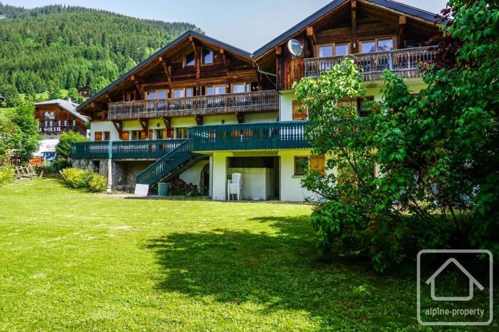 Image No.4-7 Bed Property for sale