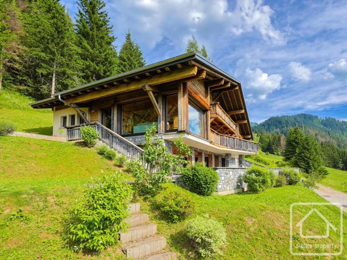 Image No.2-Propriété de 7 chambres à vendre à Chatel