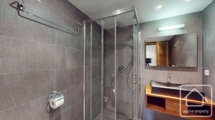 Image No.15-3 Bed Apartment for sale